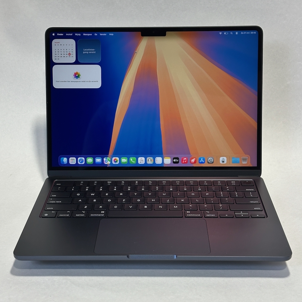 MacBook Air 13.6 inch 2022 2022 refurbished Grade A