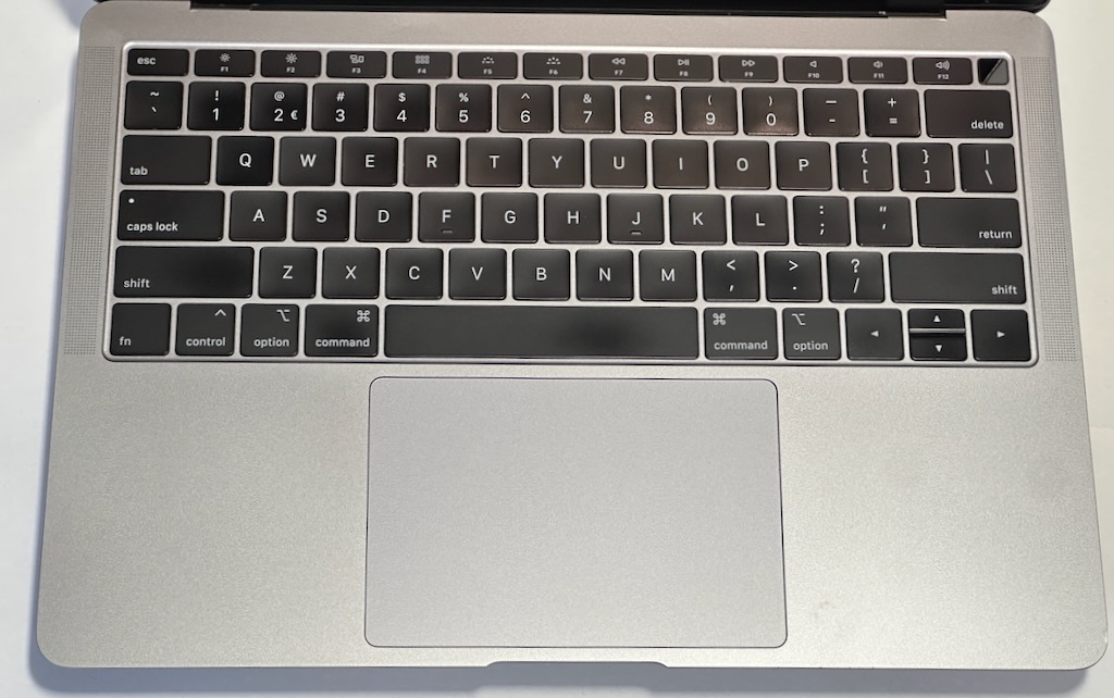 QWERTY NL toetsenbord op refurbished MacBook — iMac and More