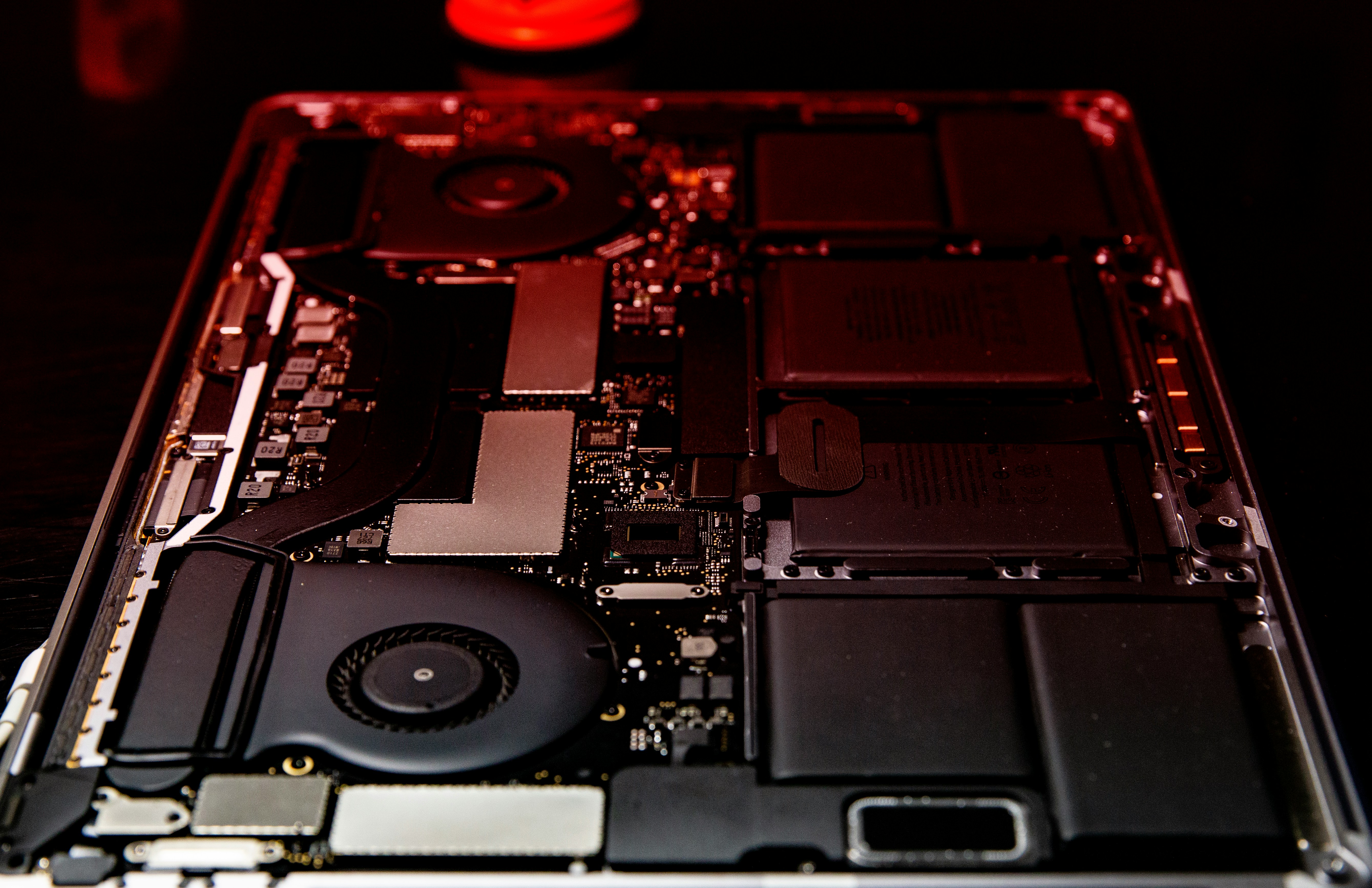 MacBook zwart scherm - diagnose door specialist