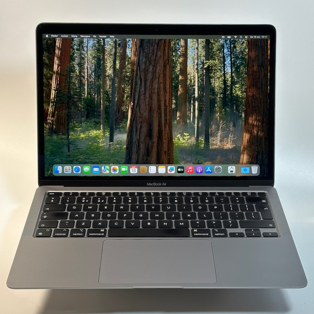 MacBook Air 13 inch 2020 2020 refurbished Grade B