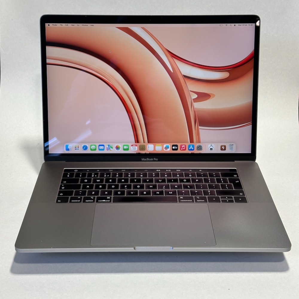 MacBook Pro 15 inch 2018 2018 refurbished Grade B
