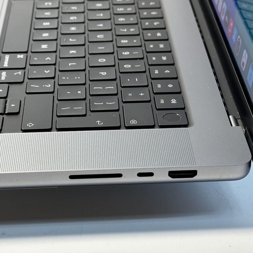 MacBook Pro 16 ιντσών 16 inch 2021 M1 Pro 10-core 16GB 512GB – μεταχειρισμένο – άριστη κατάσταση | iMac and More