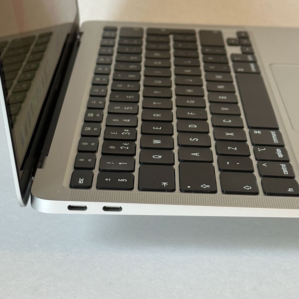 MacBook Air 13 inch 2020 2020 refurbished Grade A — foto 4