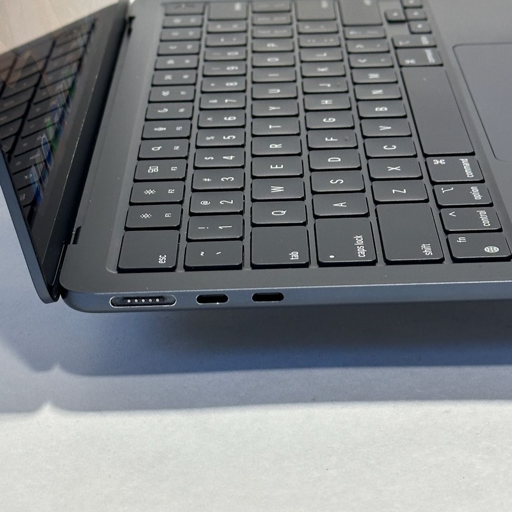 MacBook Air 13.6 inch 2022 2022 refurbished Grade A — foto 4