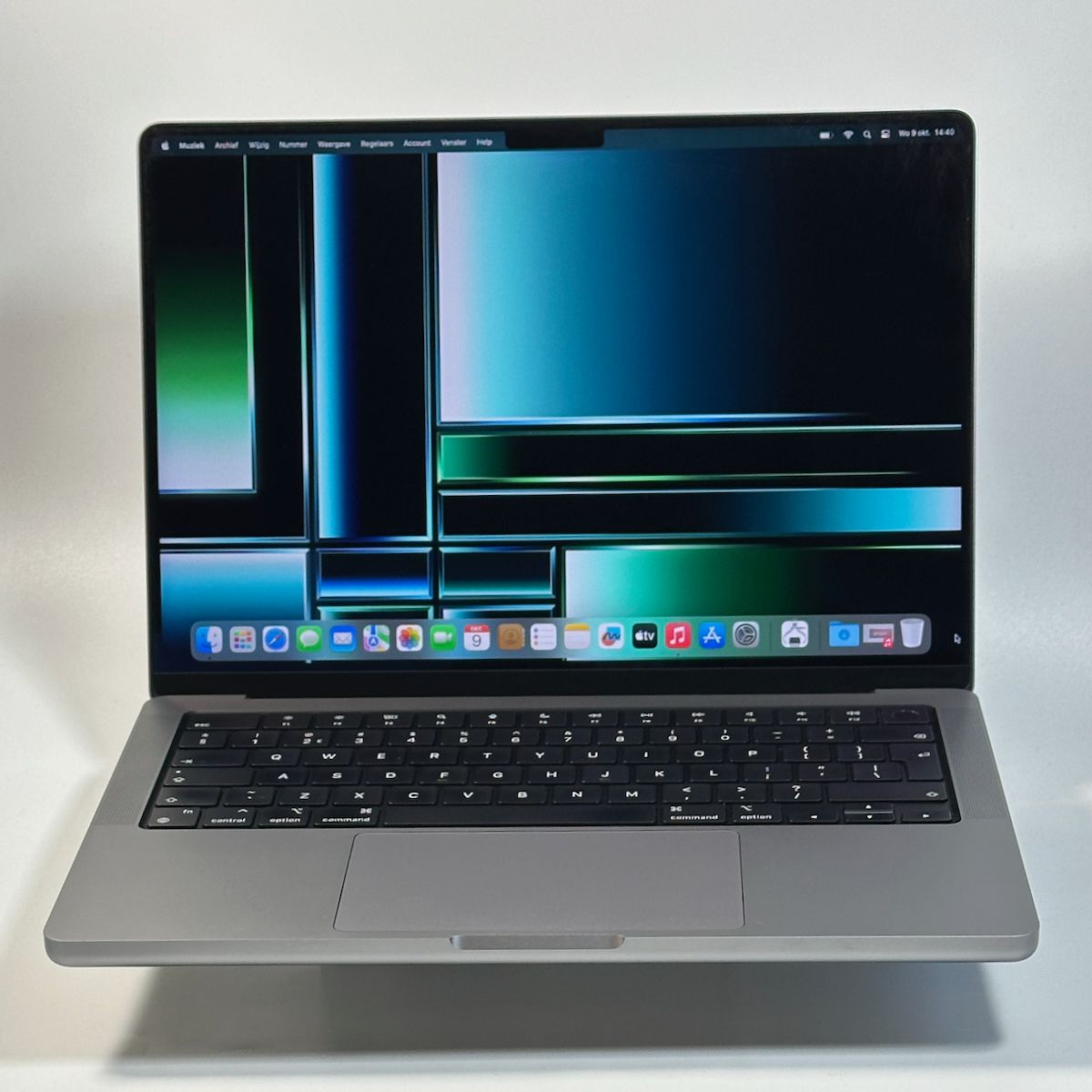 MacBook 2021 detail 2