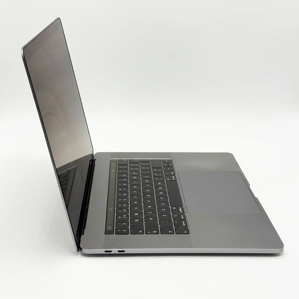 MacBook Pro 15 inch 2018 2018 refurbished Grade B — φωτογραφία 4