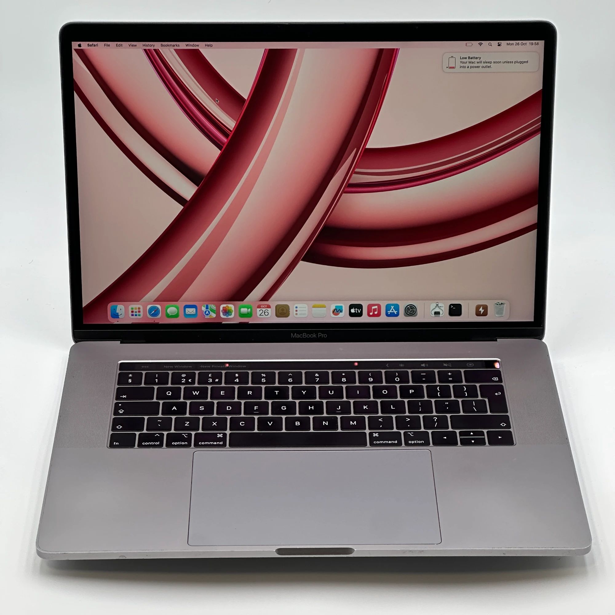 MacBook Pro 15-inch 15 inch 2019 6-Core i7 2.6 GHz 16GB 256GB – refurbished – good condition | iMac and More