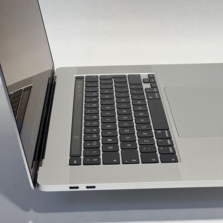 MacBook Pro 16 inch 2019 refurbished Grade B — φωτογραφία 4