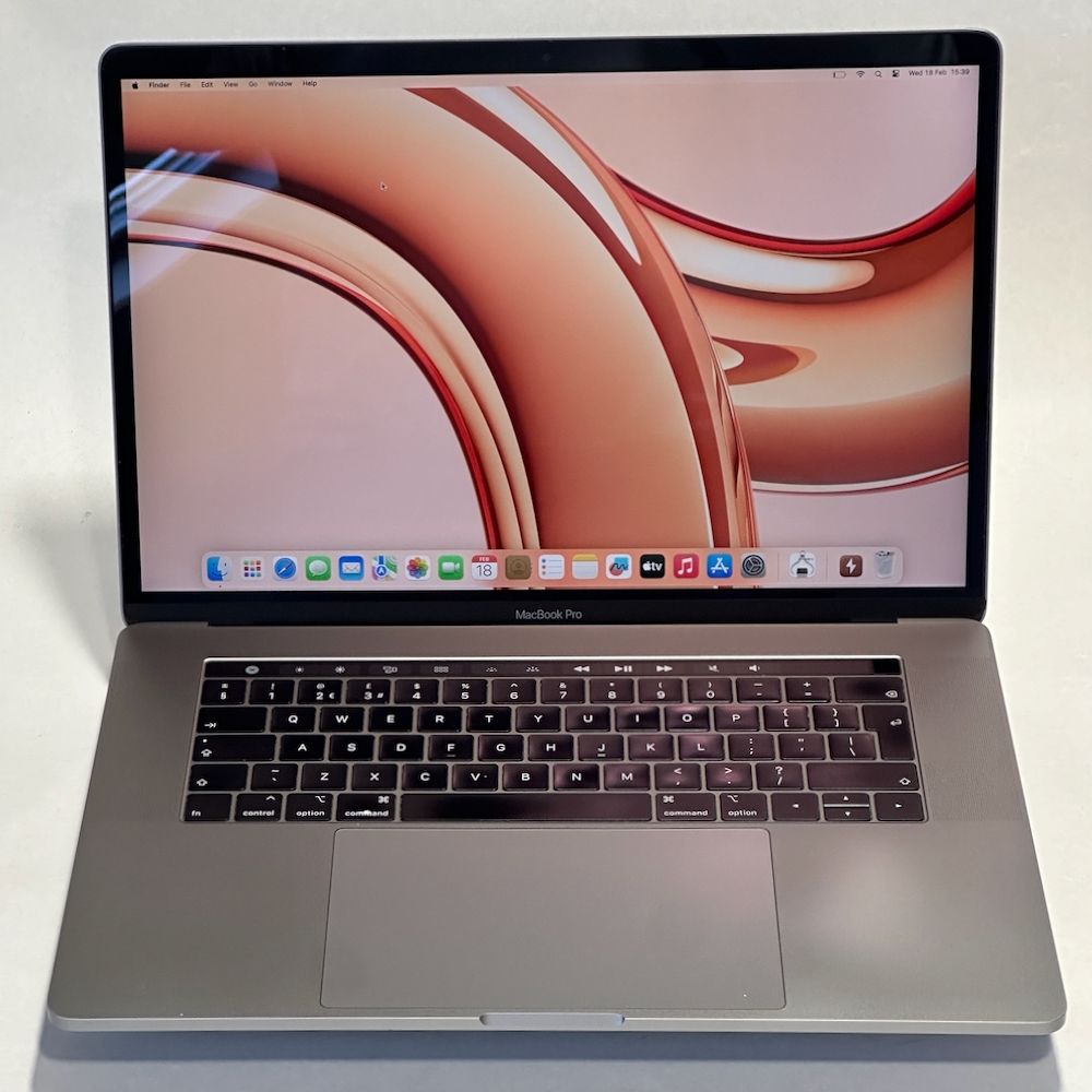MacBook Pro 15 inch 2018 2018 refurbished Grade B — foto 2