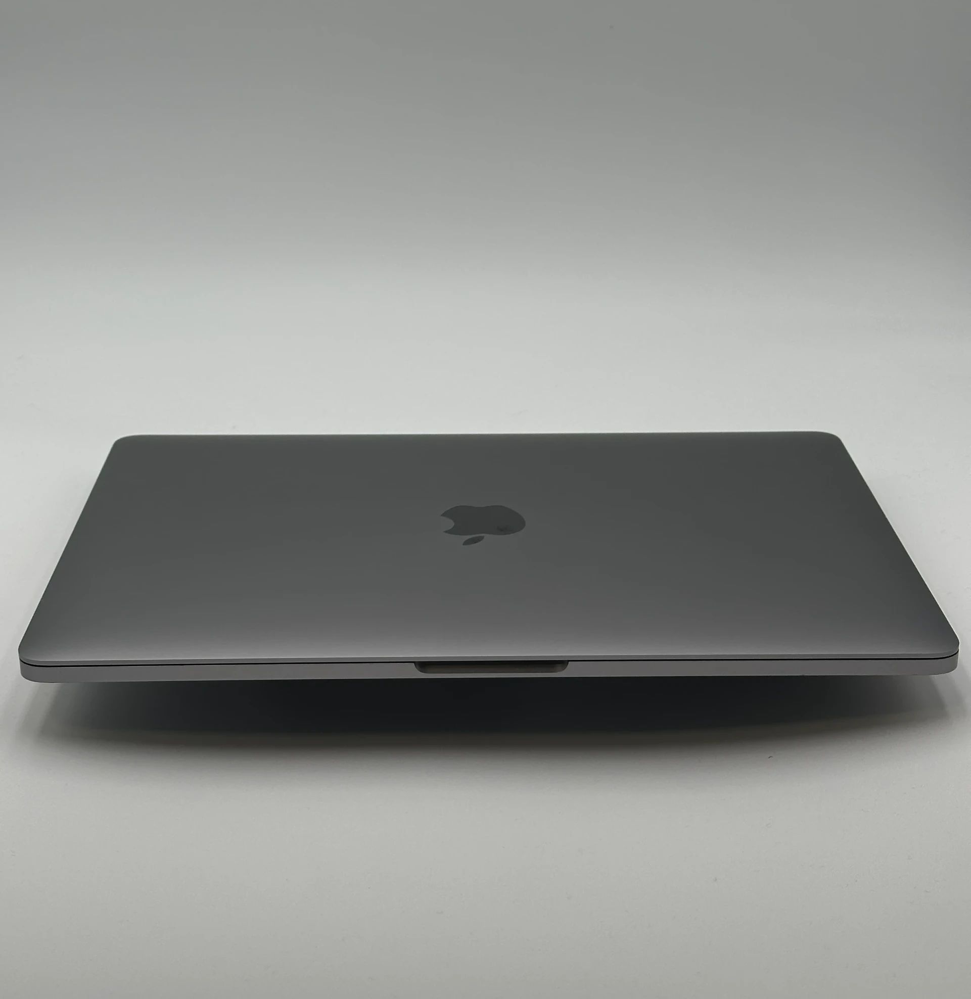 MacBook Pro 13 inch 2018 Core i5 2.3 GHz 8GB 256GB – refurbished – uitstekende staat | iMac and More