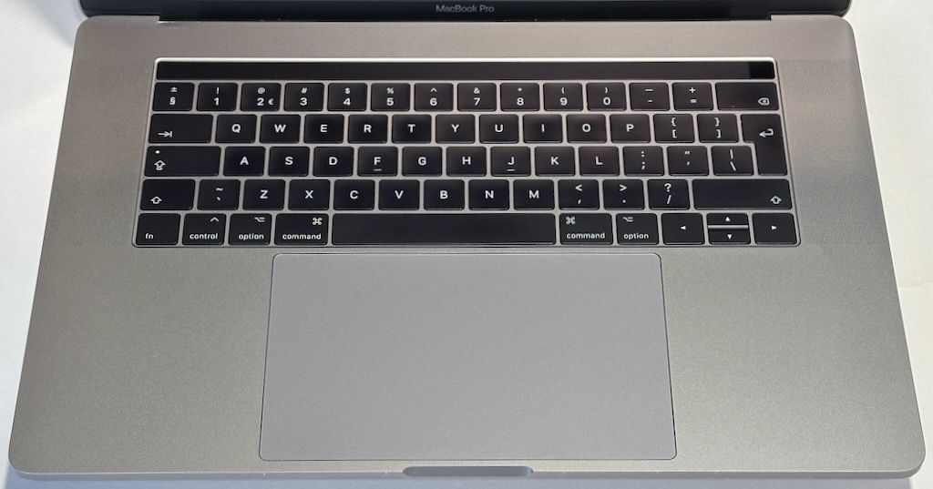 QWERTY NL toetsenbord op refurbished MacBook