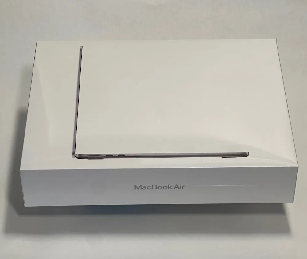 MacBook Air 13.6 inch 2022 refurbished Grade Nieuw