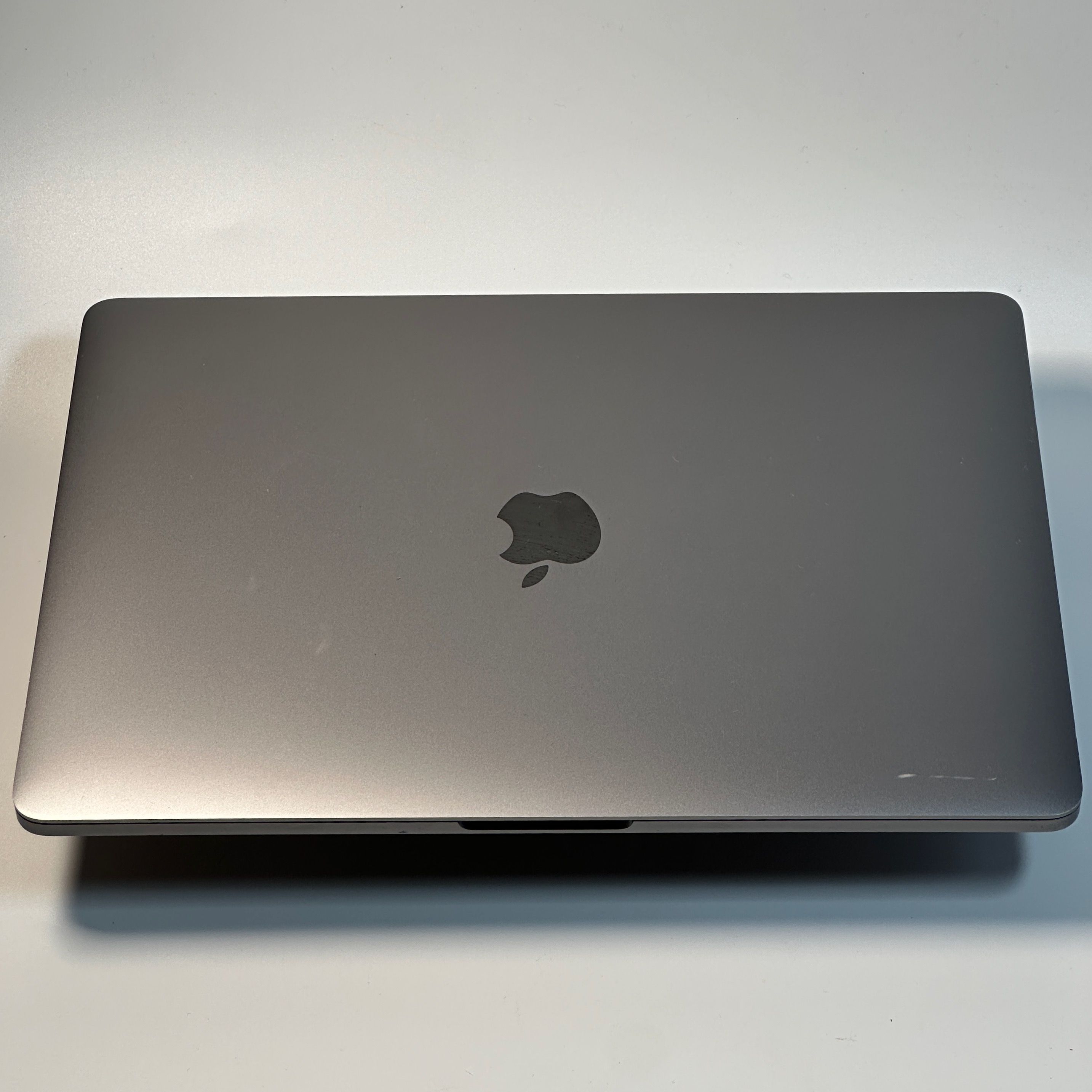 MacBook Pro 13 inch 2020 2020 refurbished Grade B — foto 6