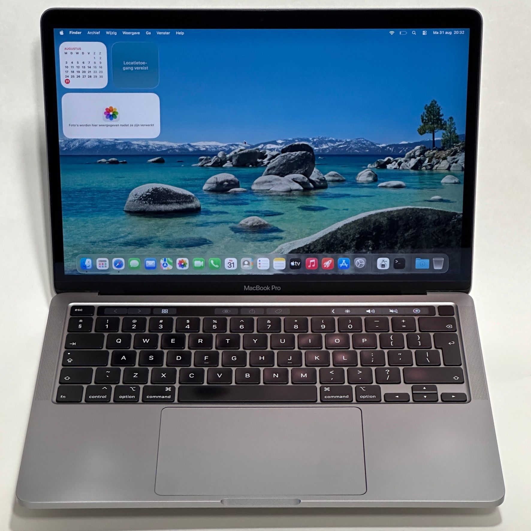 MacBook Pro 13 inch  2020 refurbished Grade B — φωτογραφία 2