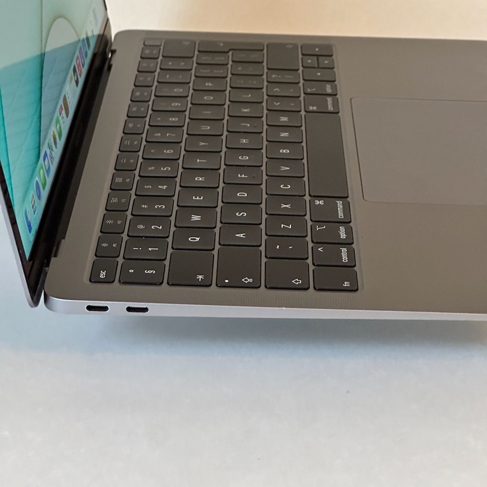 MacBook Air 13 inch 2018 2018 refurbished Grade A — foto 4