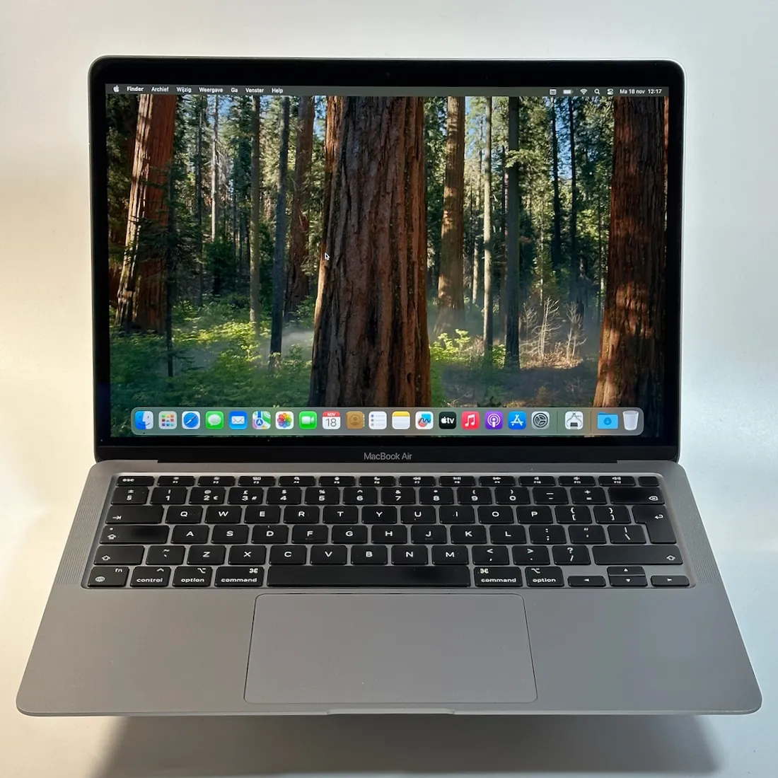MacBook Air 13 inch 2020 2020 refurbished Grade B
