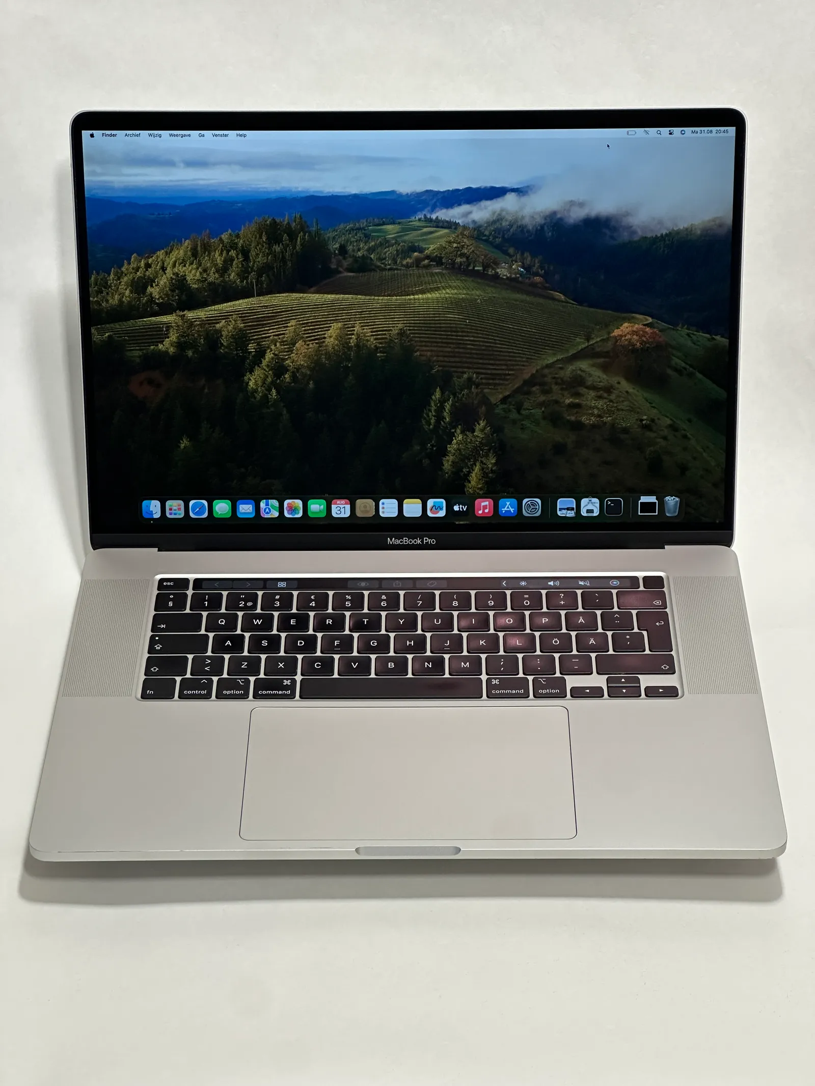 MacBook Pro 16 inch 2019 refurbished Grade B