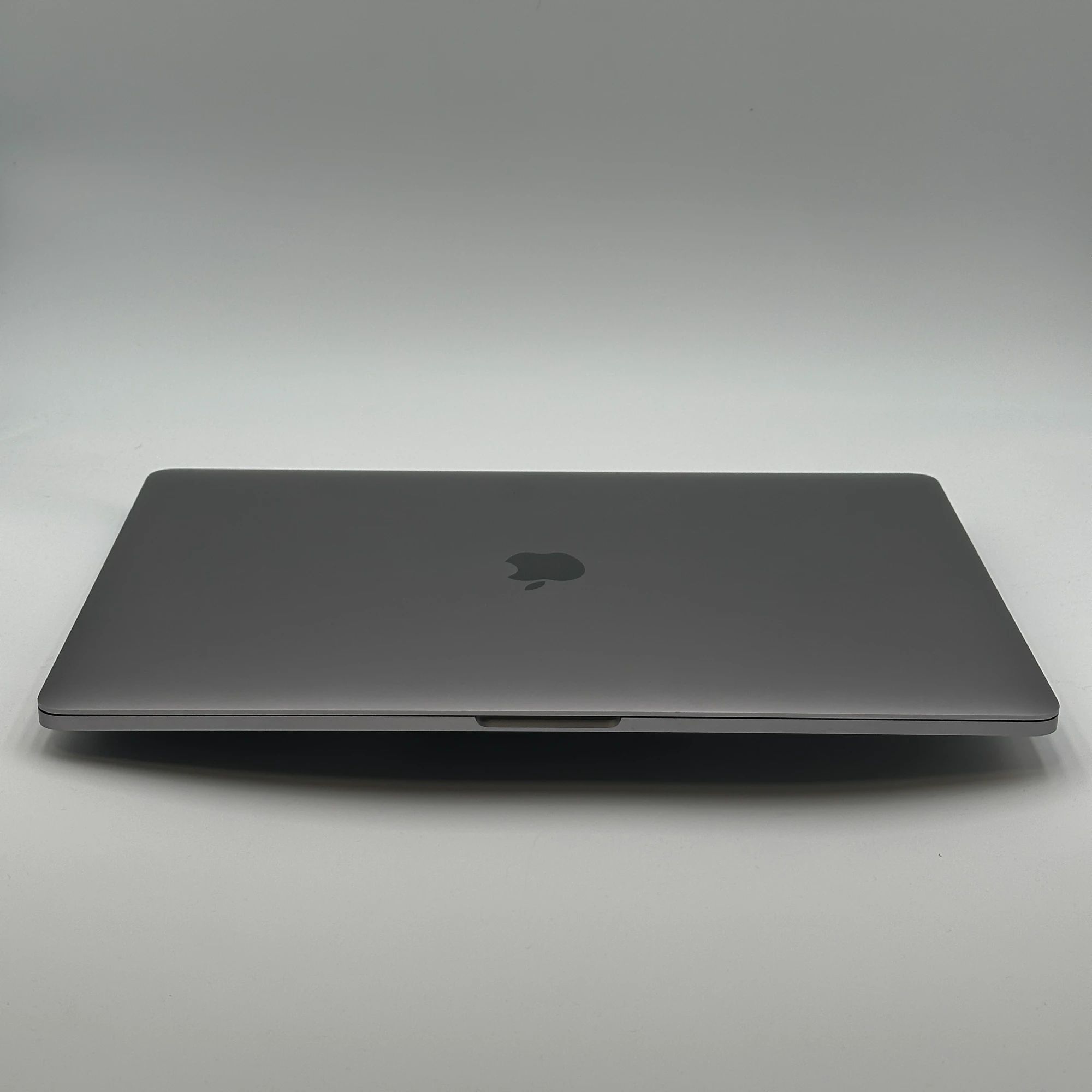 MacBook Pro 15-inch 15 inch 2019 Core i7 2.6 GHz 32GB 256GB – refurbished – excellent condition | iMac and More