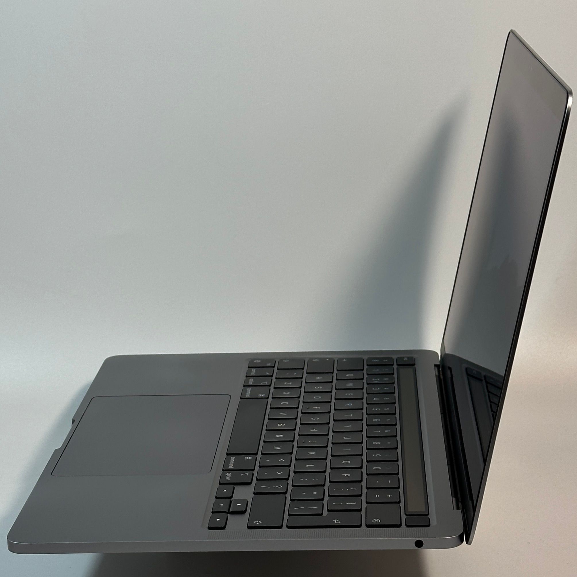 MacBook Pro 13 inch 2020 2020 refurbished Grade A — foto 5