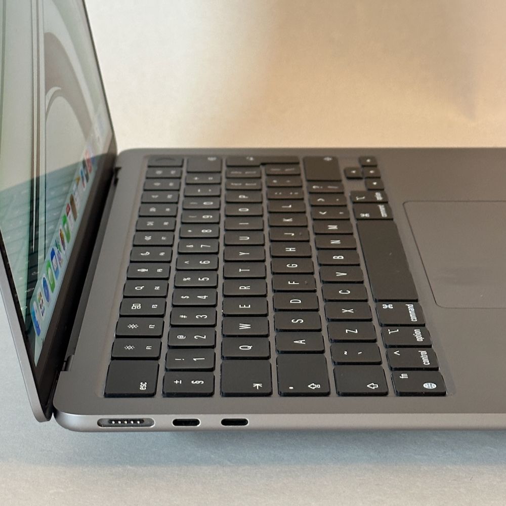 MacBook Air 13.6 inch M5 2026 refurbished Grade Nieuw — foto 3