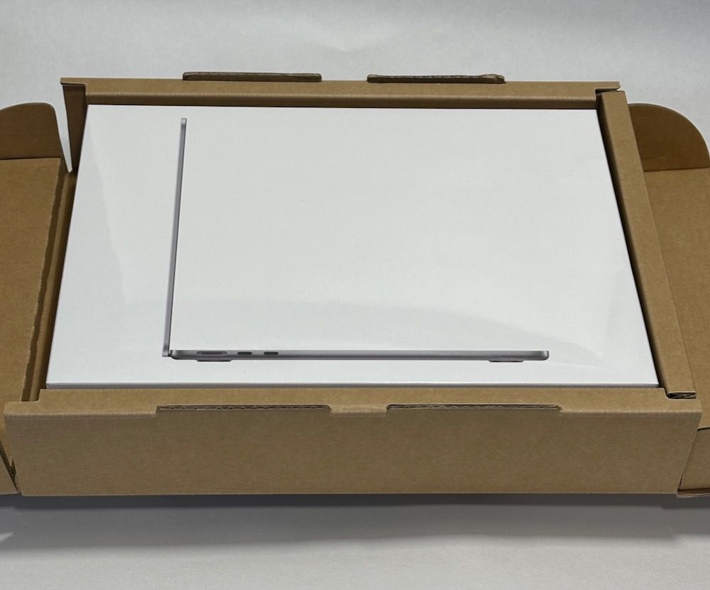 MacBook Air 13.6 inch  2022 refurbished Grade Nieuw — φωτογραφία 3