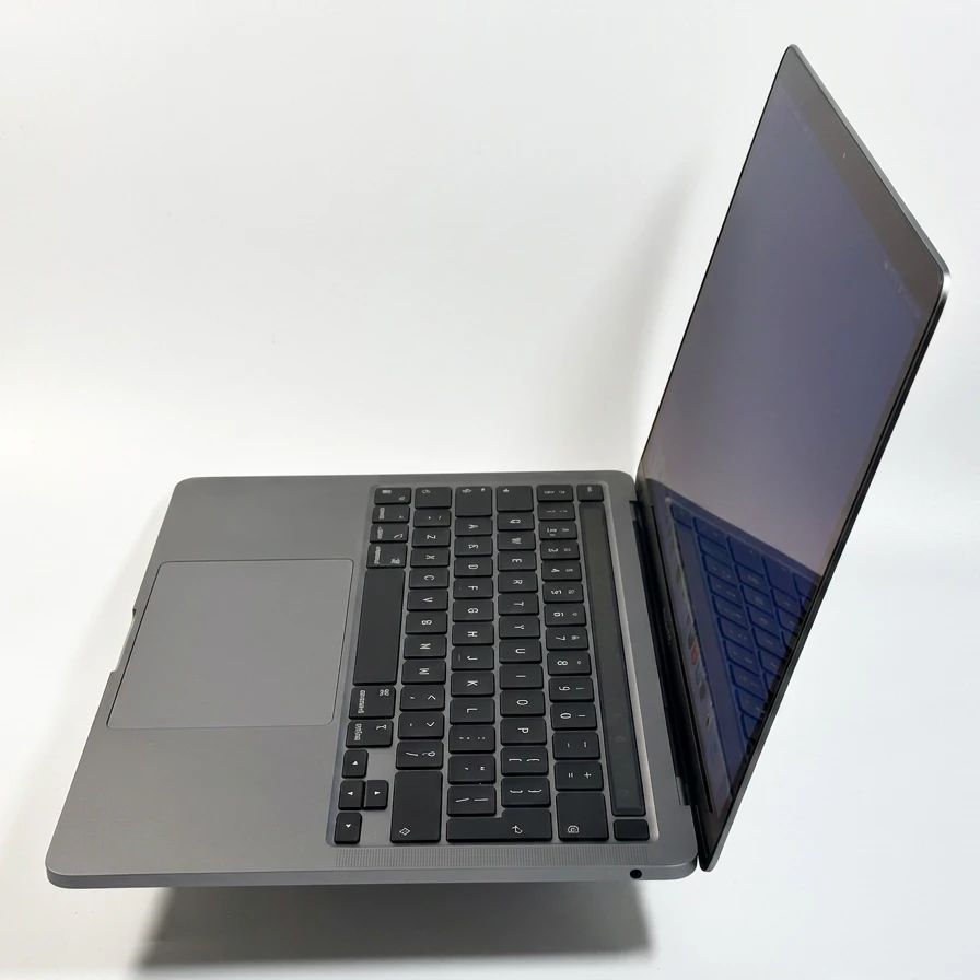 MacBook Pro 13 inch  2022 refurbished Grade A — foto 2