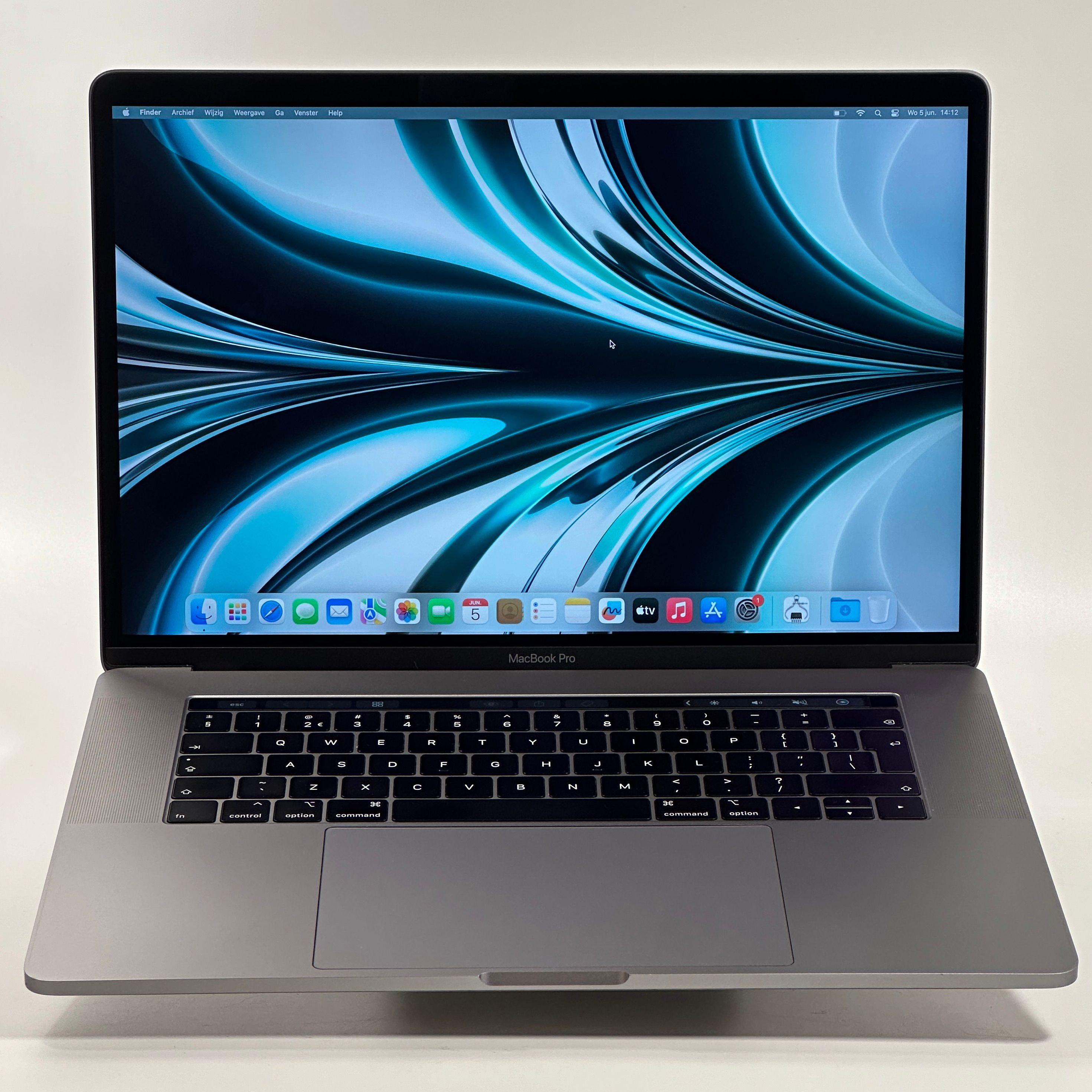 MacBook Pro 15 inch 2018 refurbished kopen | iMac and More