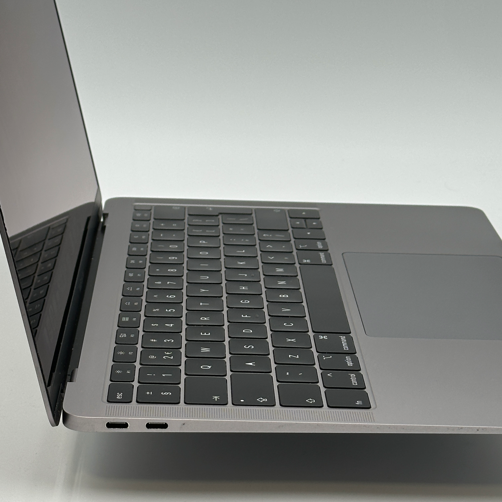 MacBook Air 13 ιντσών 13 inch 2018 Core i5 1.6 GHz 8GB 128GB – μεταχειρισμένο – άριστη κατάσταση | iMac and More