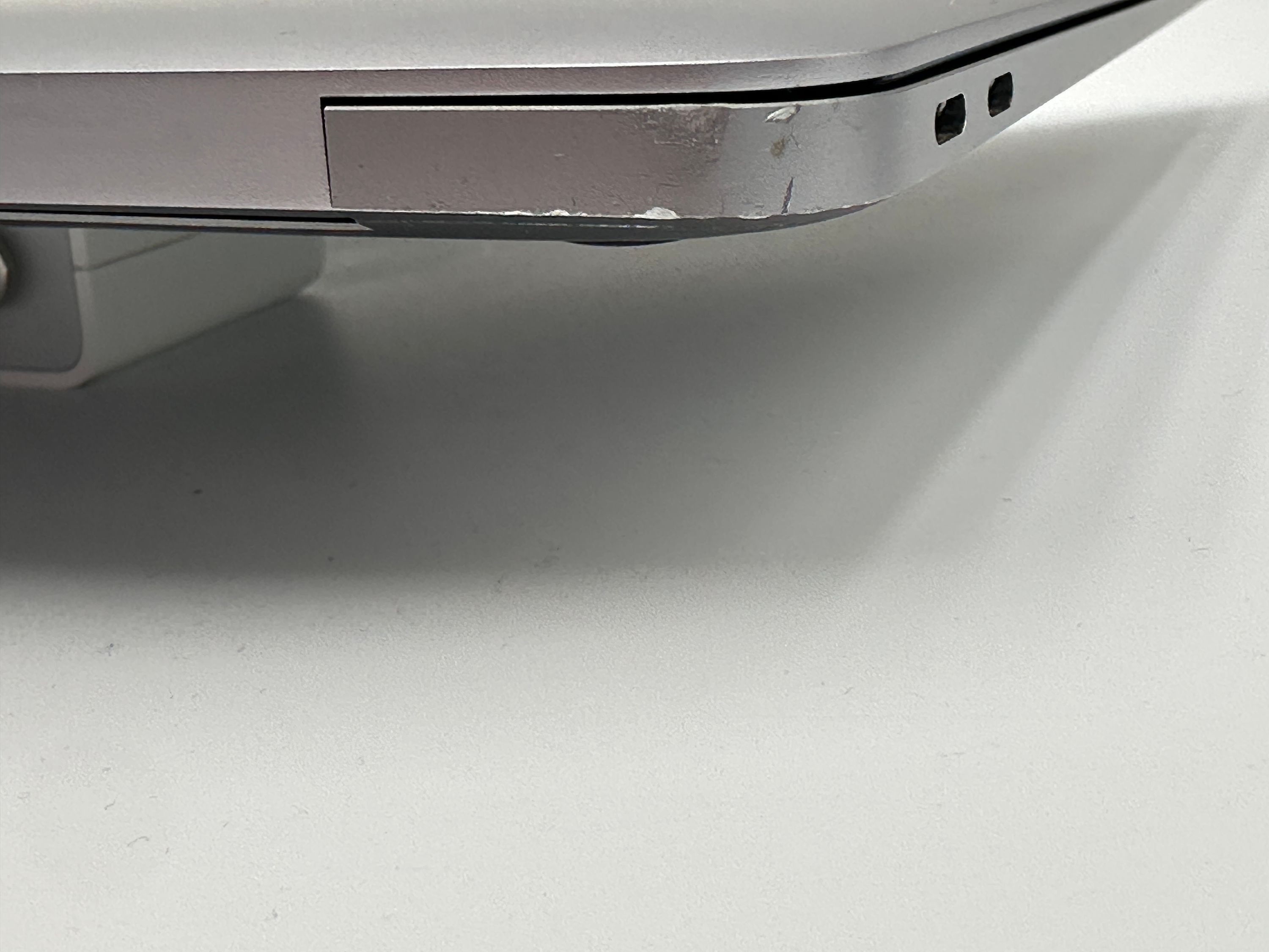 MacBook Air 13 inch 2020 M1 8-core 8GB 256GB – refurbished – goede staat | iMac and More