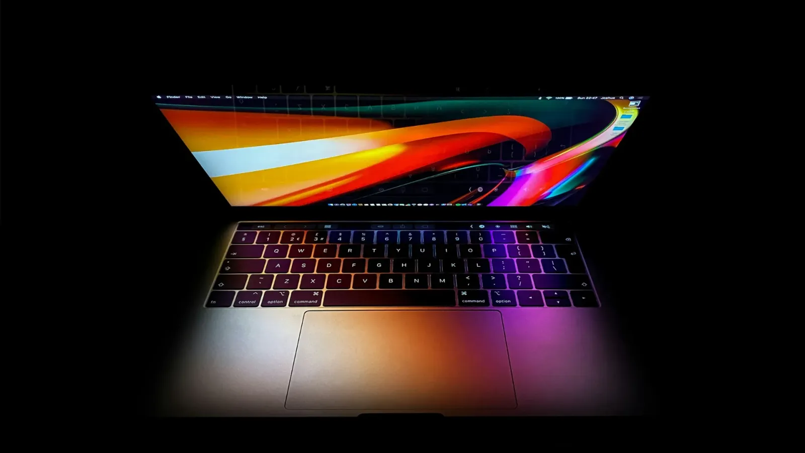 Refurbished MacBook Pro met Touch Bar en verlicht toetsenbord