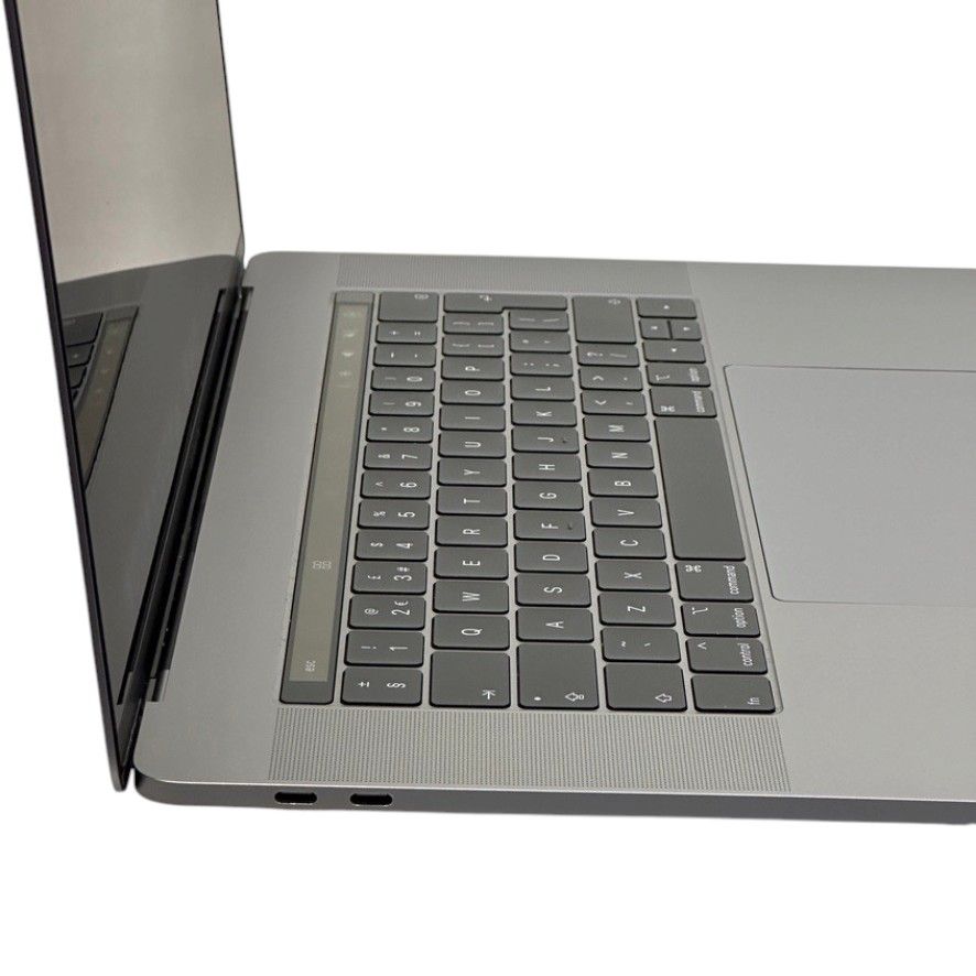 MacBook Pro 15 inch  2018 refurbished Grade A — foto 4
