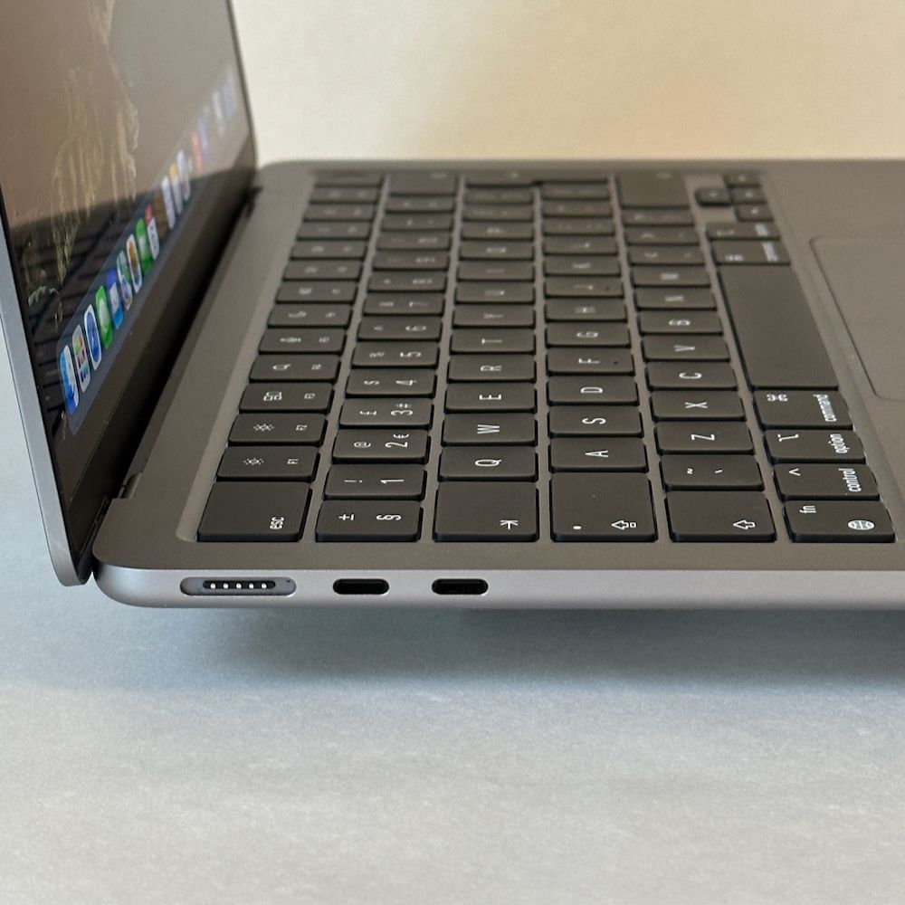 MacBook Air 13.6 inch 2022 2022 refurbished Grade A — foto 3