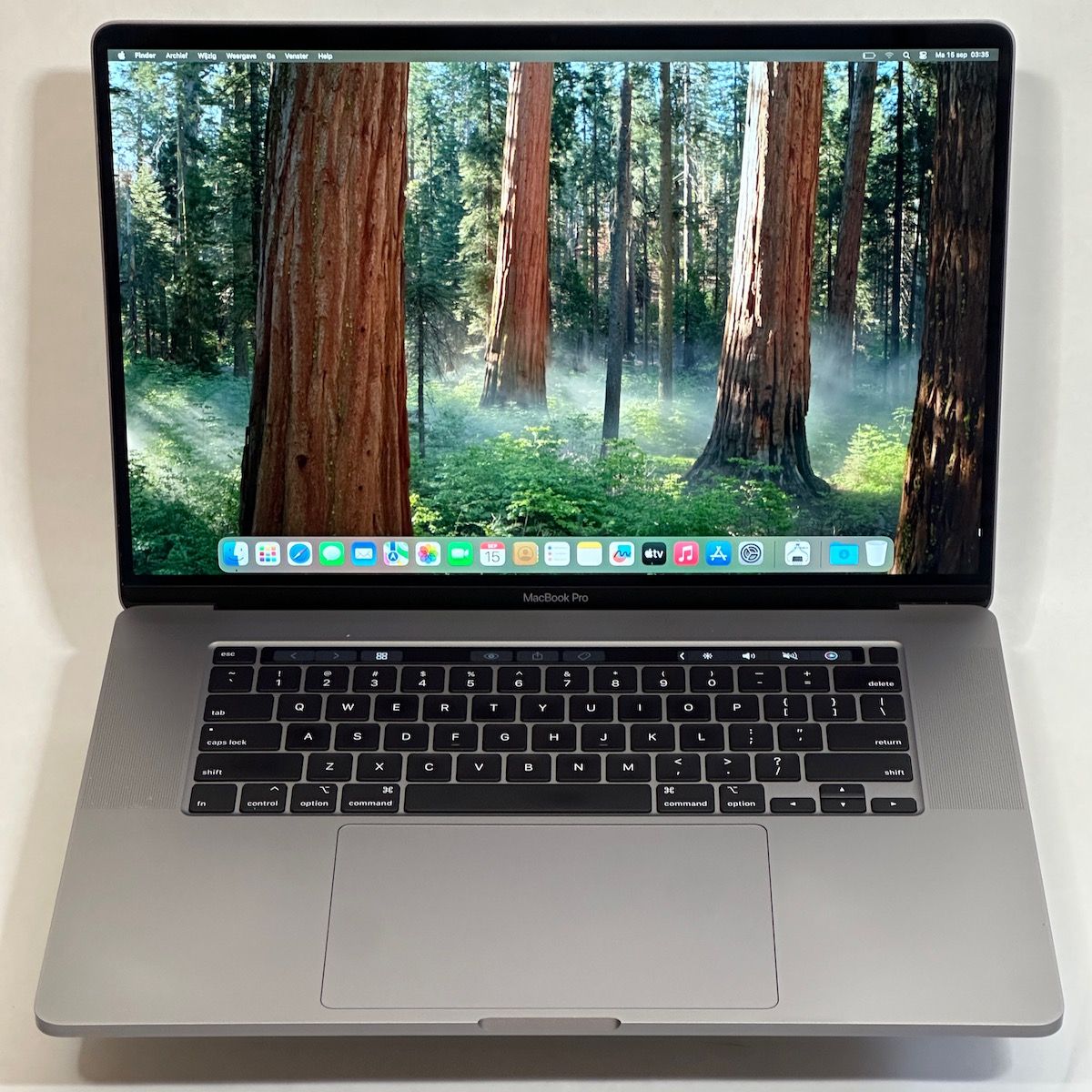 MacBook Pro 16 inch 2019  2026 refurbished Grade B — foto 2